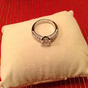 Pretty CZ Engagement Ring